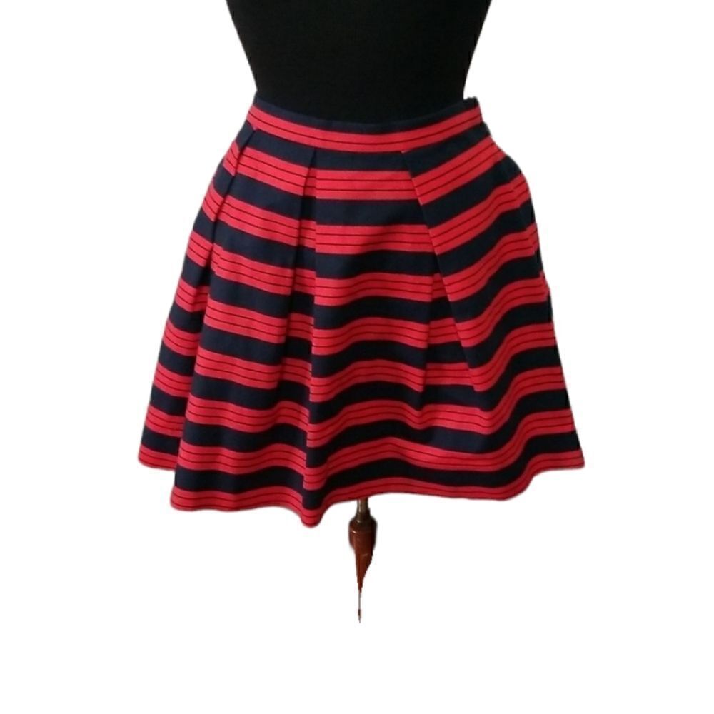 GAP Red and Blue Pleated Skirt size 8